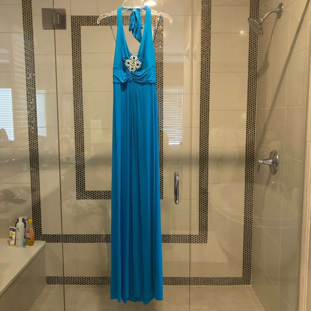 Cache dress
